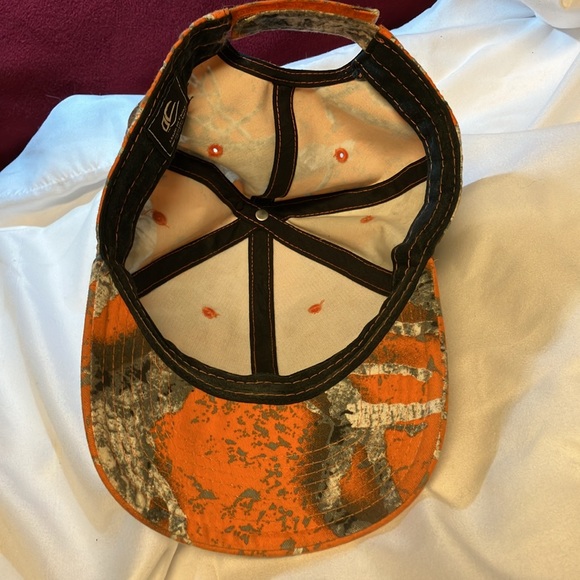 Men’s Ballcap - Picture 4 of 4